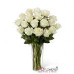 dozen and a half white -roses-18-send-flowers-to-viet-nam-180321-03