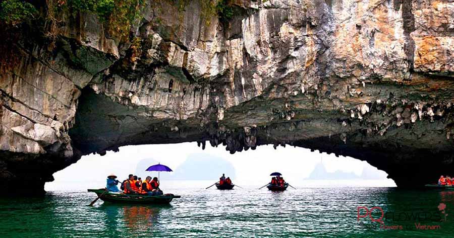 how to get to halong bay -vietnam-120421-09