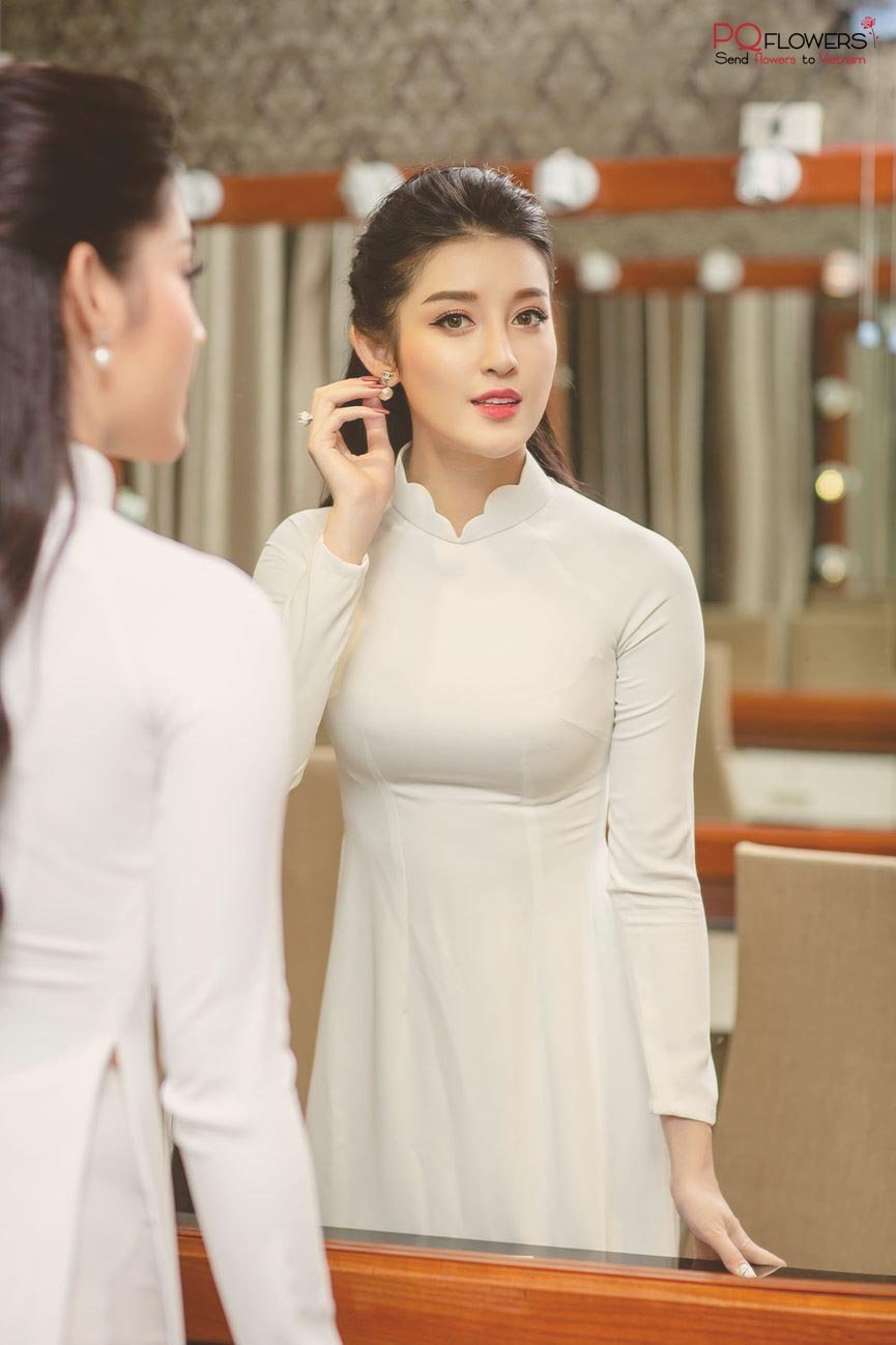 Ao -Dai- a- Vietnamese- traditional -dress-230921-021